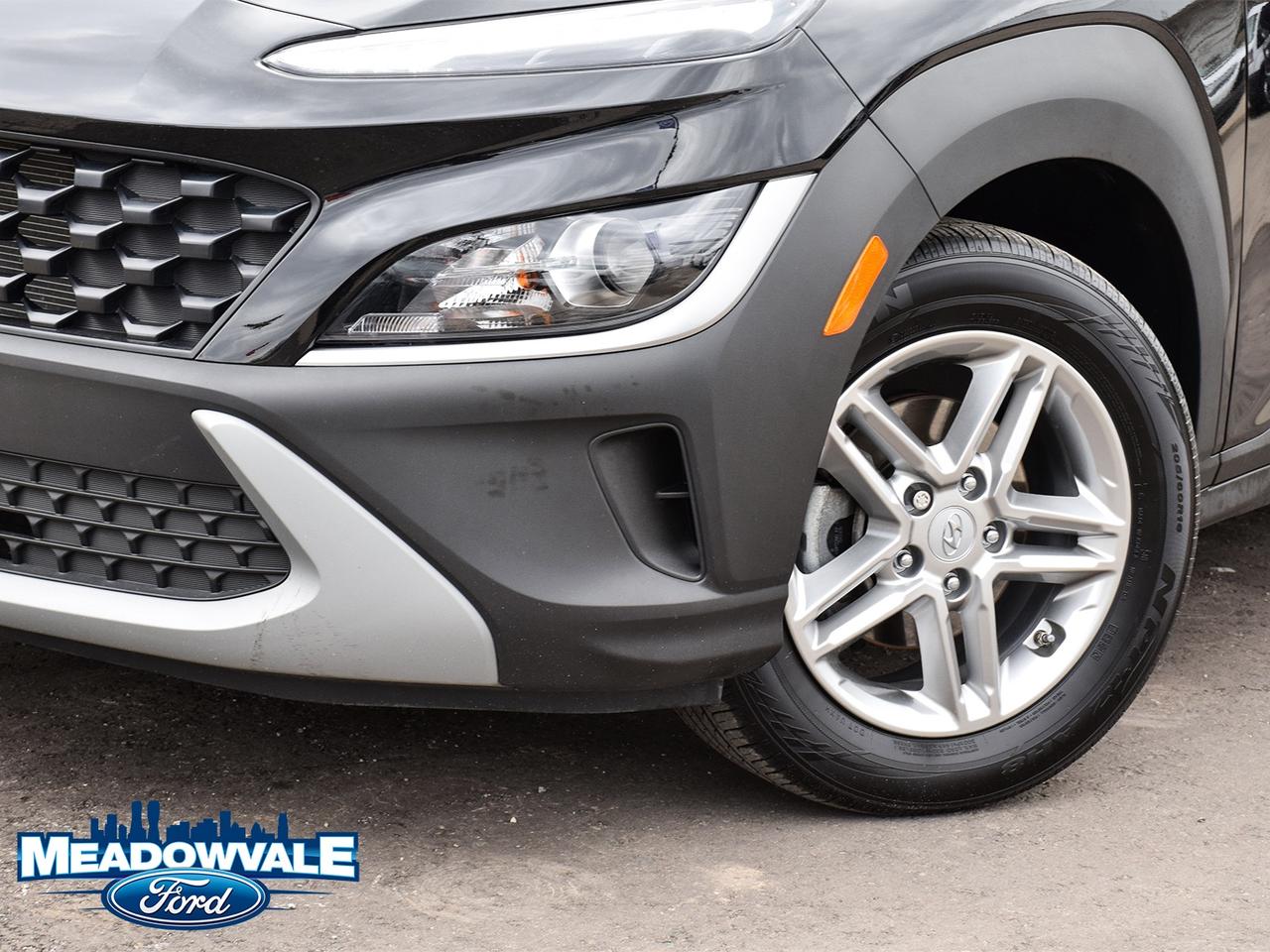 2023 Hyundai KONA Essential Photo
