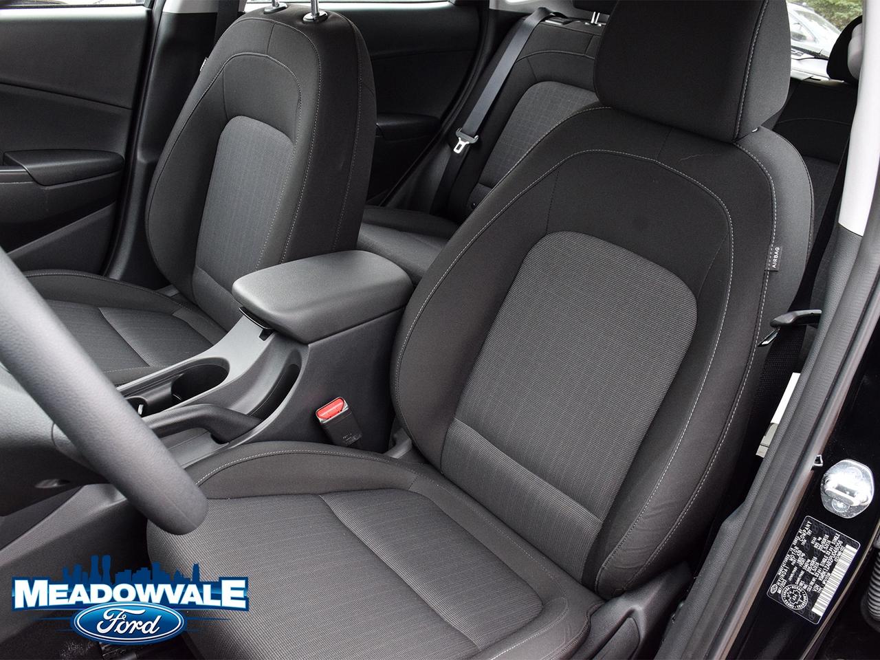 2023 Hyundai KONA Essential Photo