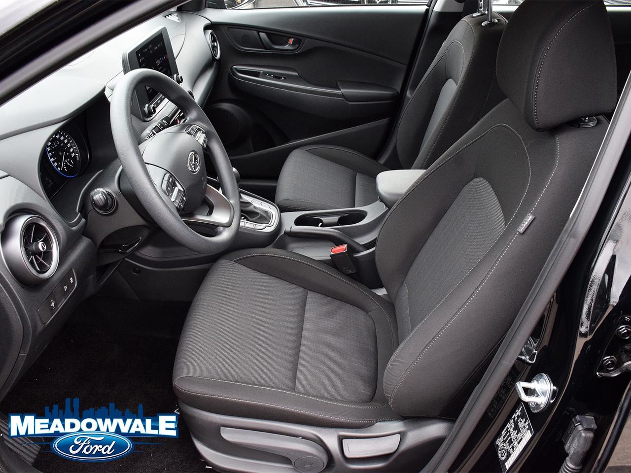 2023 Hyundai KONA Essential Photo