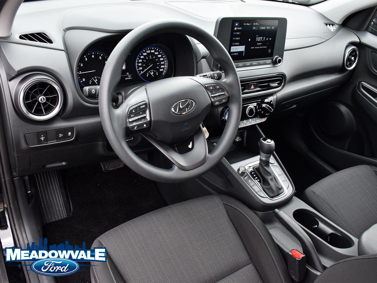 2023 Hyundai KONA Essential Photo