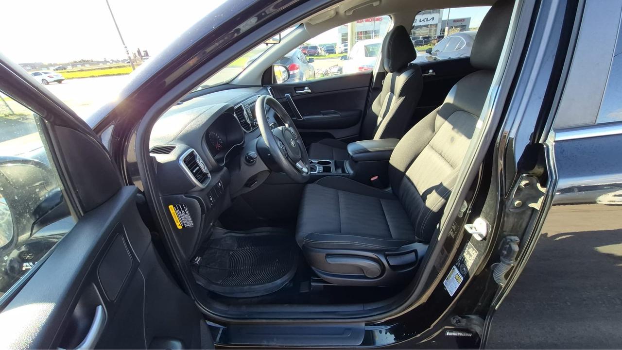 2017 Kia Sportage LX, NEW FACTORY ENGINE, WELL MAINTAINED, CERT Photo