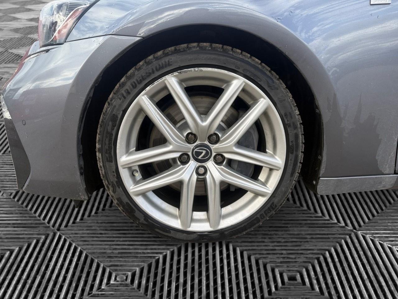 2019 Lexus IS IS 350 AWD Photo