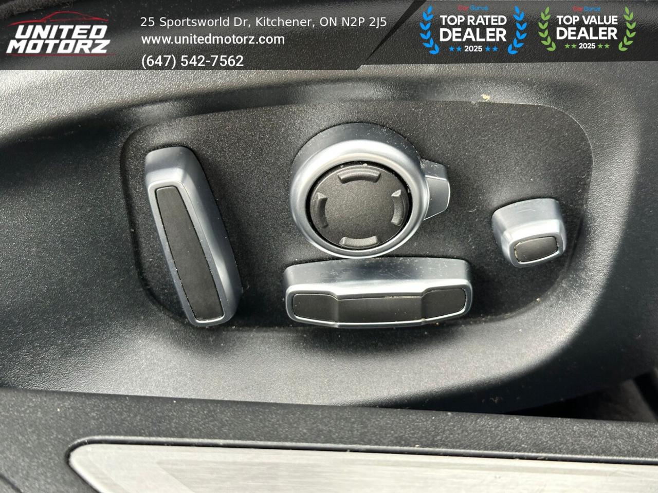 2017 Jaguar XF 4dr SDN SPORT~CERTIFIED~LOW KMS~16 SERVICE RECORDS Photo
