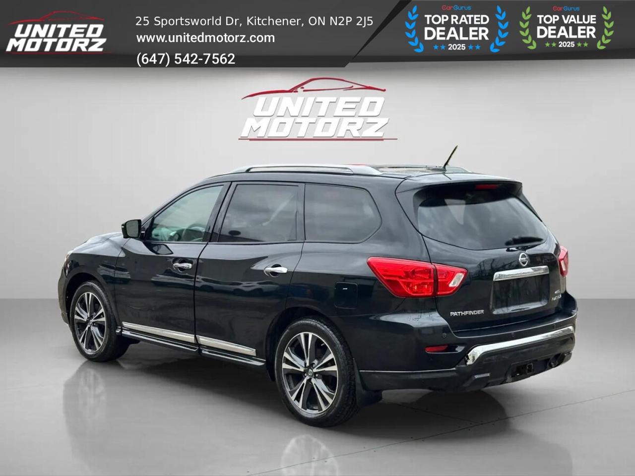 2018 Nissan Pathfinder Platinum~NO ACCIDENTS~ ONE OWNER~ Photo