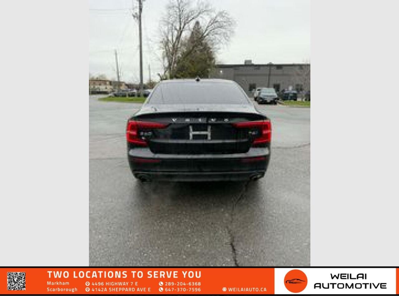 2019 Volvo S60 Momentum| ACCIDENT FREE Photo3