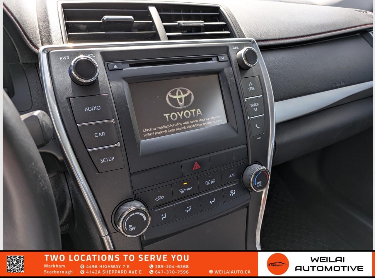2016 Toyota Camry SE Photo
