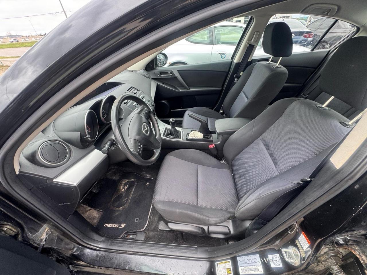 2010 Mazda MAZDA3 GX, MANUAL, SEDAN, ONLY 167KMS, CERTIFIED Photo