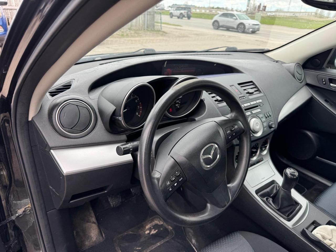 2010 Mazda MAZDA3 GX, MANUAL, SEDAN, ONLY 167KMS, CERTIFIED Photo