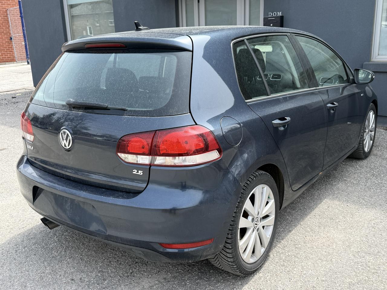2013 Volkswagen Golf wolfsburg edition Photo
