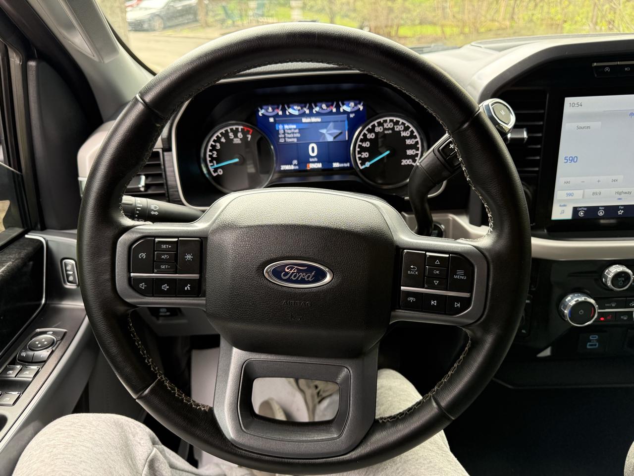 2023 Ford F-150 XLT Photo
