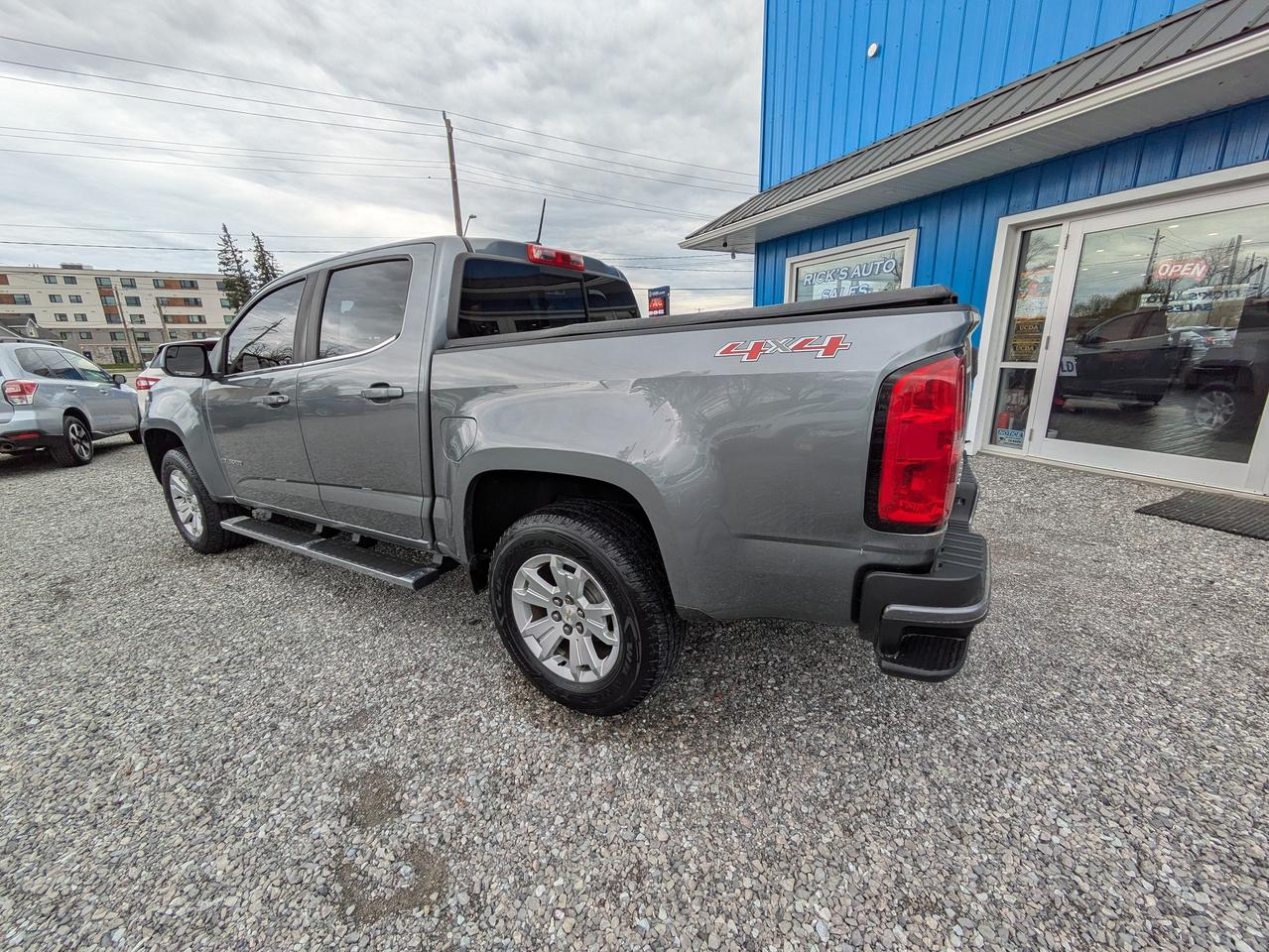 2019 Chevrolet Colorado 4WD CREW CAB 128.3" LT Photo2