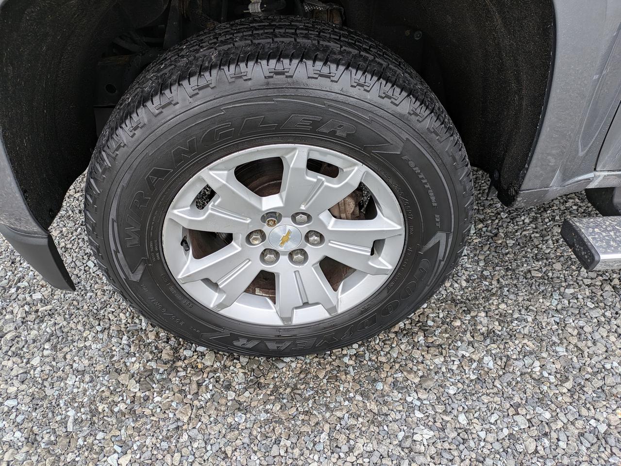 2019 Chevrolet Colorado 4WD CREW CAB 128.3" LT Photo