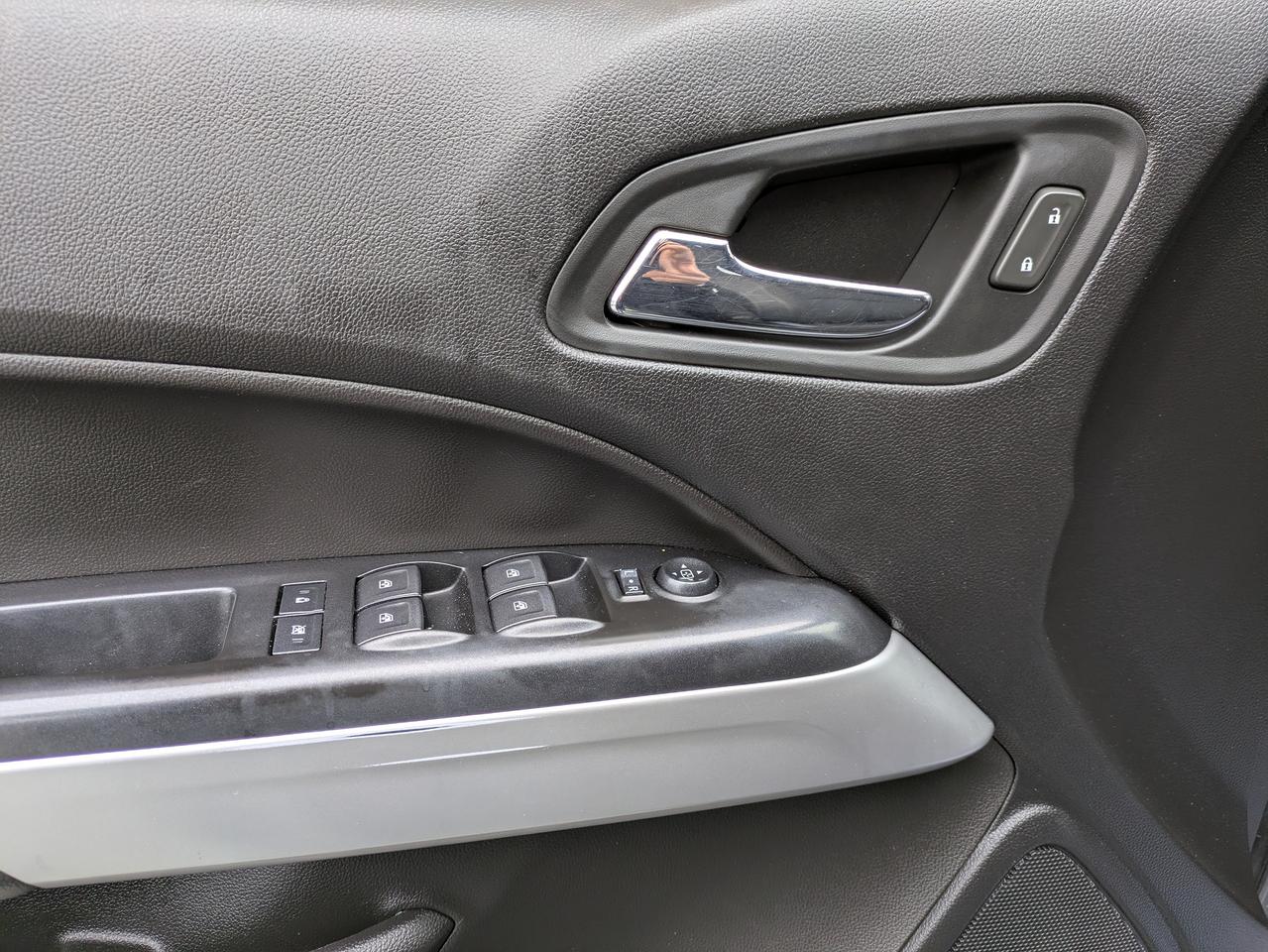 2019 Chevrolet Colorado 4WD CREW CAB 128.3" LT Photo