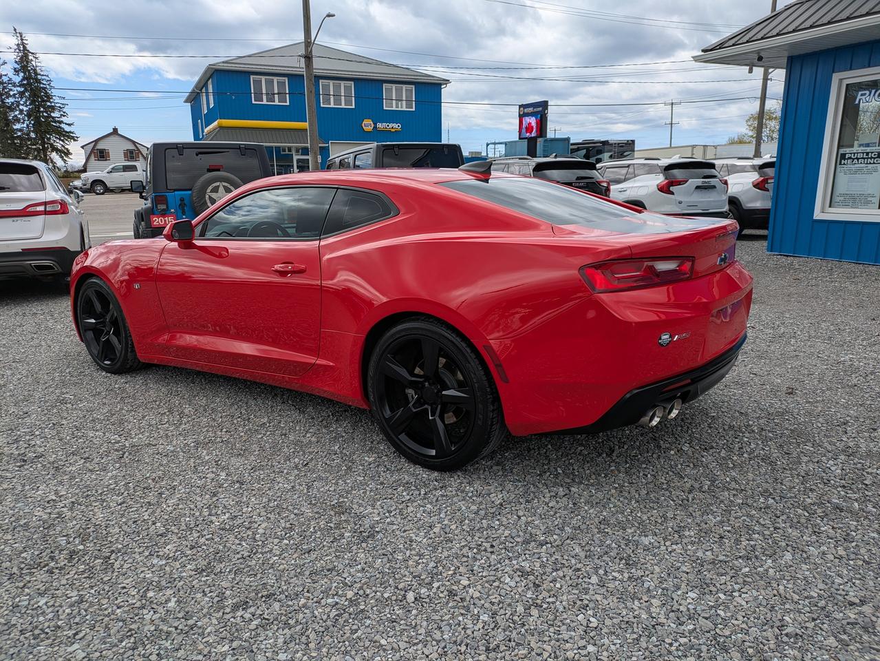 2018 Chevrolet Camaro 2dr Cpe 1LT Photo2