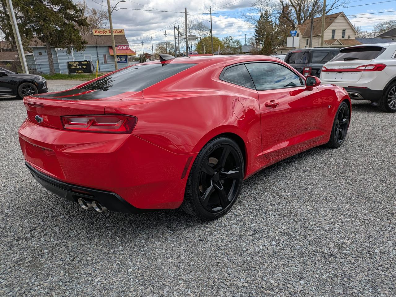 2018 Chevrolet Camaro 2dr Cpe 1LT Photo4