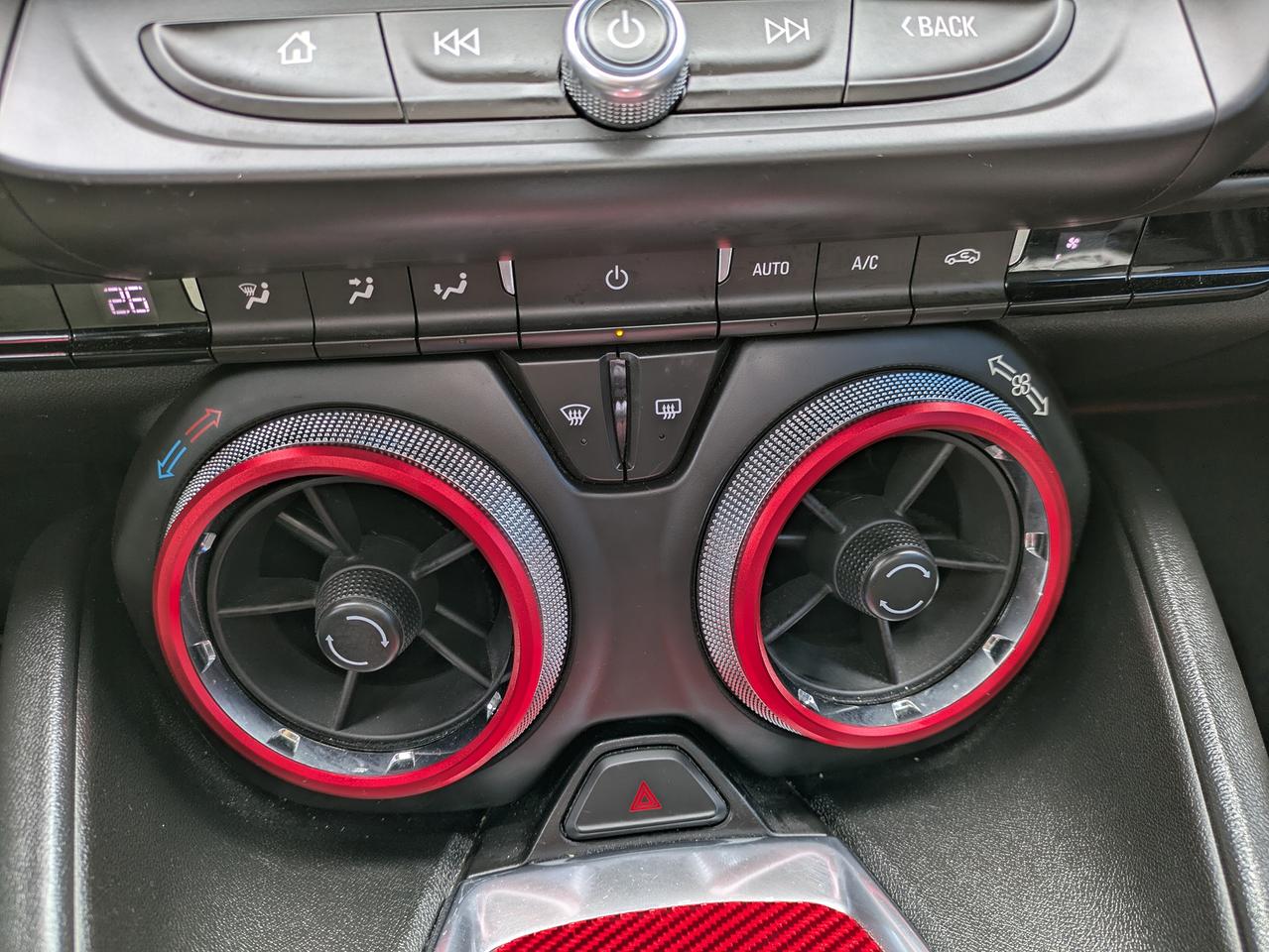 2018 Chevrolet Camaro 2dr Cpe 1LT Photo