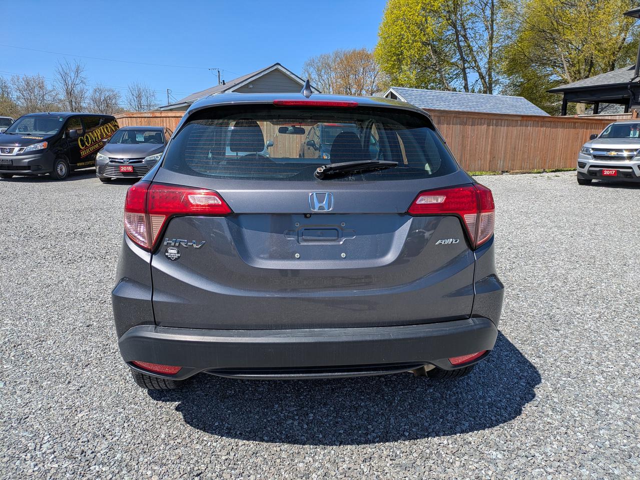 2017 Honda HR-V 4WD 4dr CVT LX Photo3