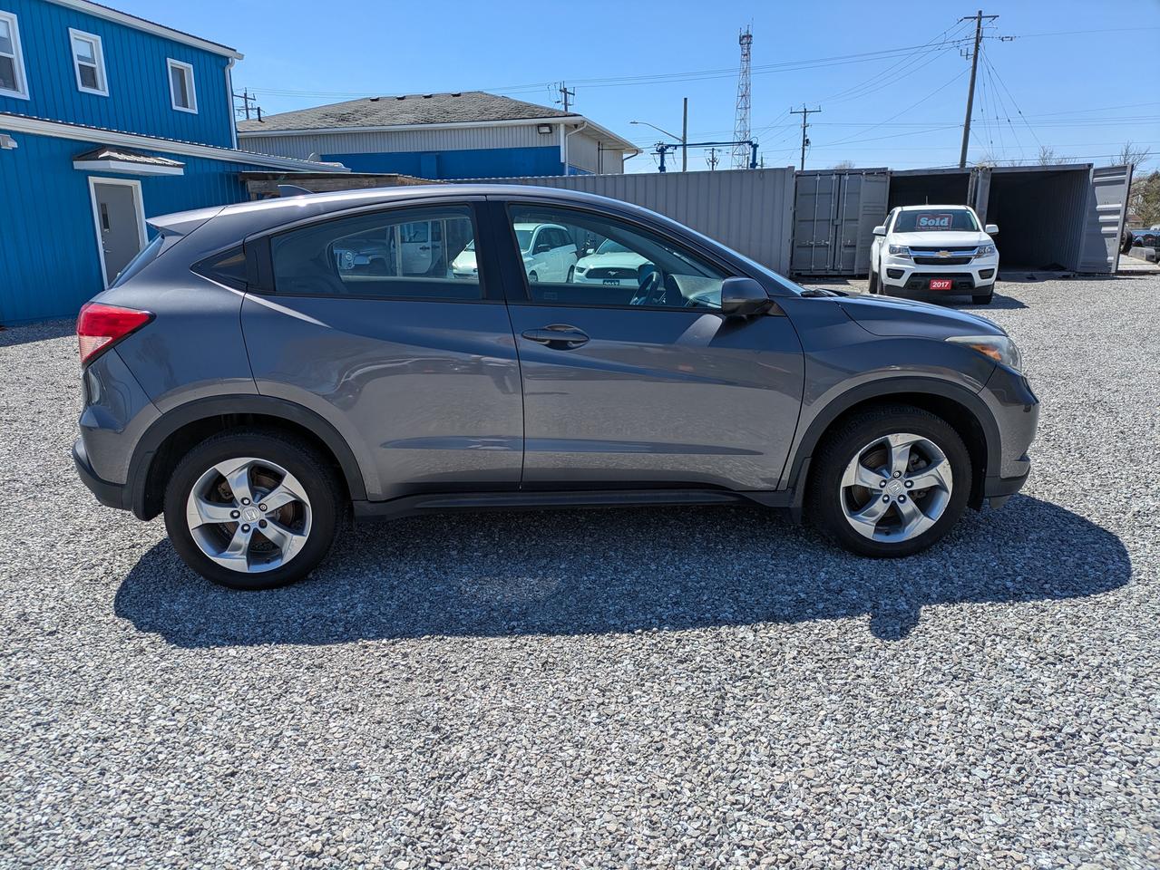 2017 Honda HR-V 4WD 4dr CVT LX Photo