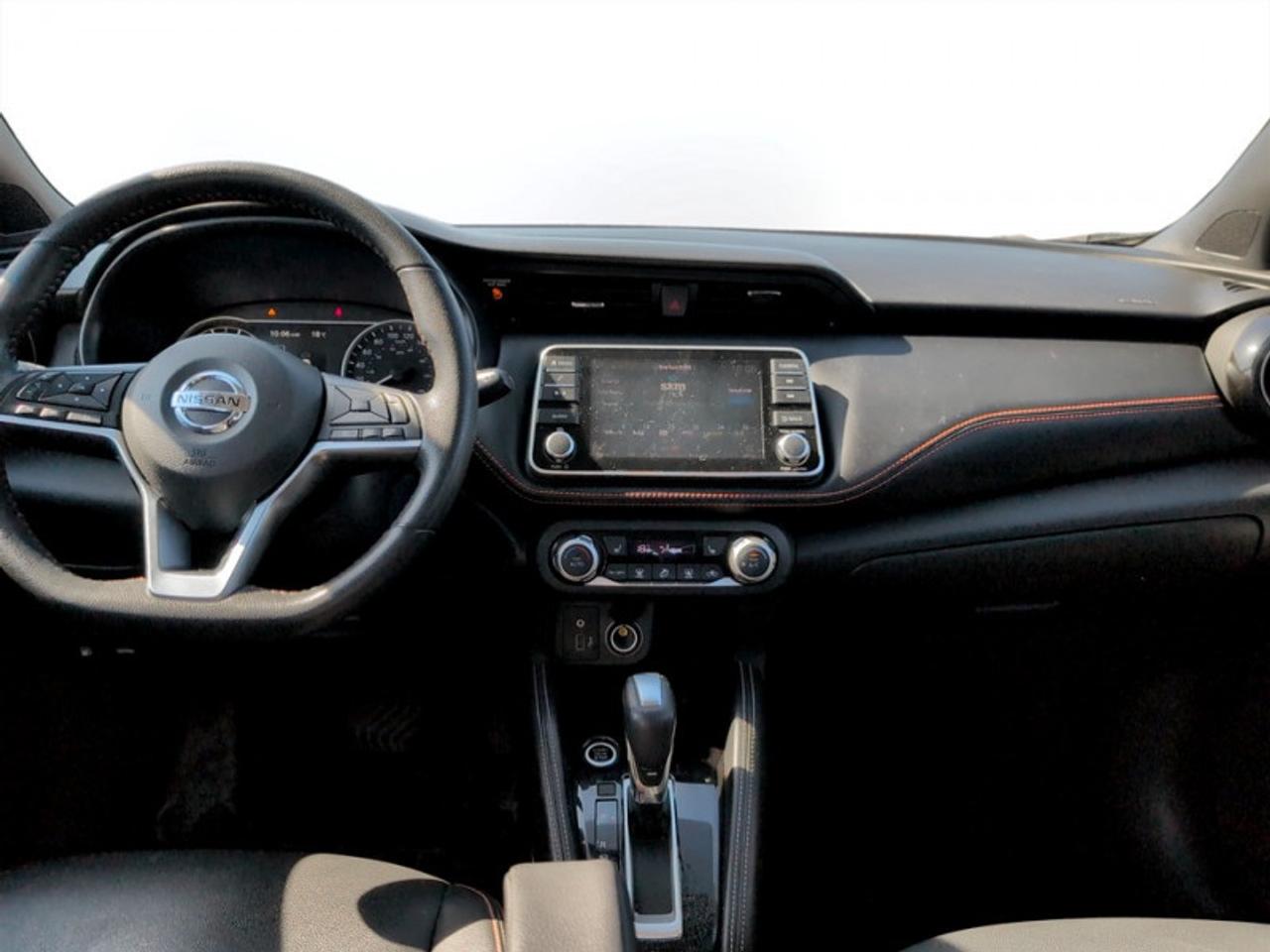 2018 Nissan Kicks SR Photo