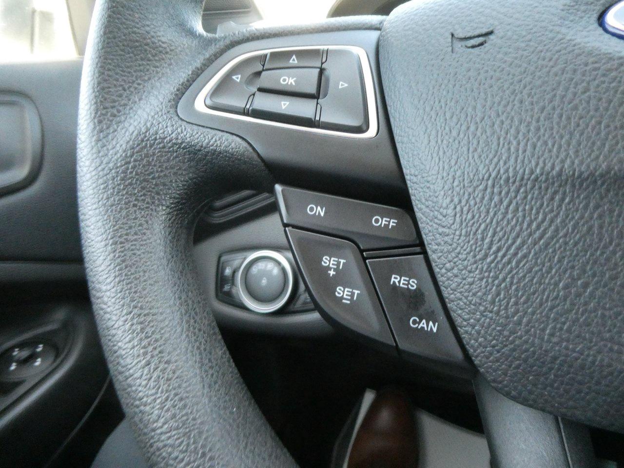 2017 Ford Escape SE | Heated Seats | Backup Cam | Nav | Photo