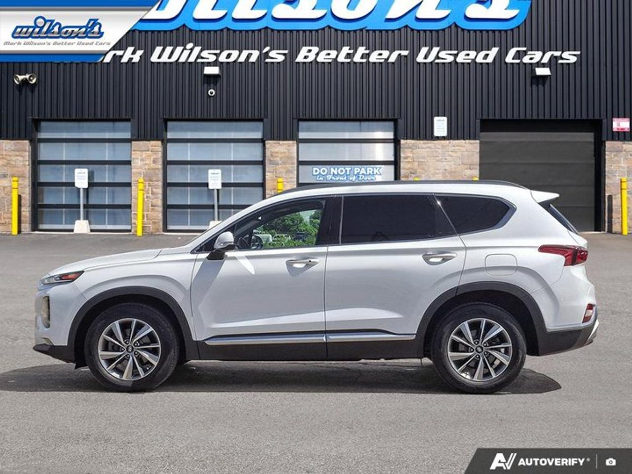 2019 Hyundai Santa Fe Luxury AWD | Leather | Sunroof | 360 Camera | Cooled + Heated Seats | Heated Wheel and More! Photo