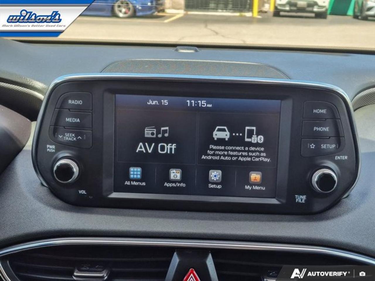 2019 Hyundai Santa Fe Luxury AWD | Leather | Sunroof | 360 Camera | Cooled + Heated Seats | Heated Wheel and More! Photo