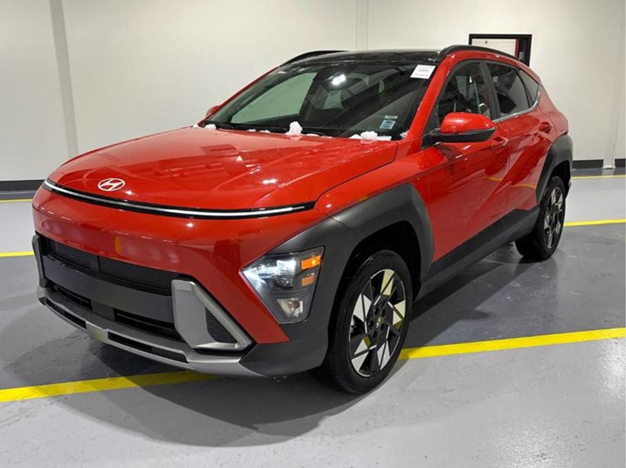 2025 Hyundai KONA Preferred AWD w/ Trend | Leather | Sunroof | Heated Seats + Steering | Remote Start | and More ! Photo0