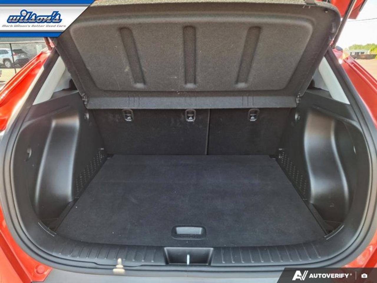 2025 Hyundai KONA Preferred AWD w/ Trend | Leather | Sunroof | Heated Seats + Steering | Remote Start | and More ! Photo