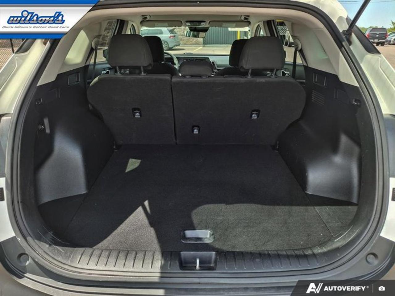 2023 Kia Sportage LX AWD | Heated Seats | CarPlay + Android | Rear Camera | Alloy Wheels and More ! Photo