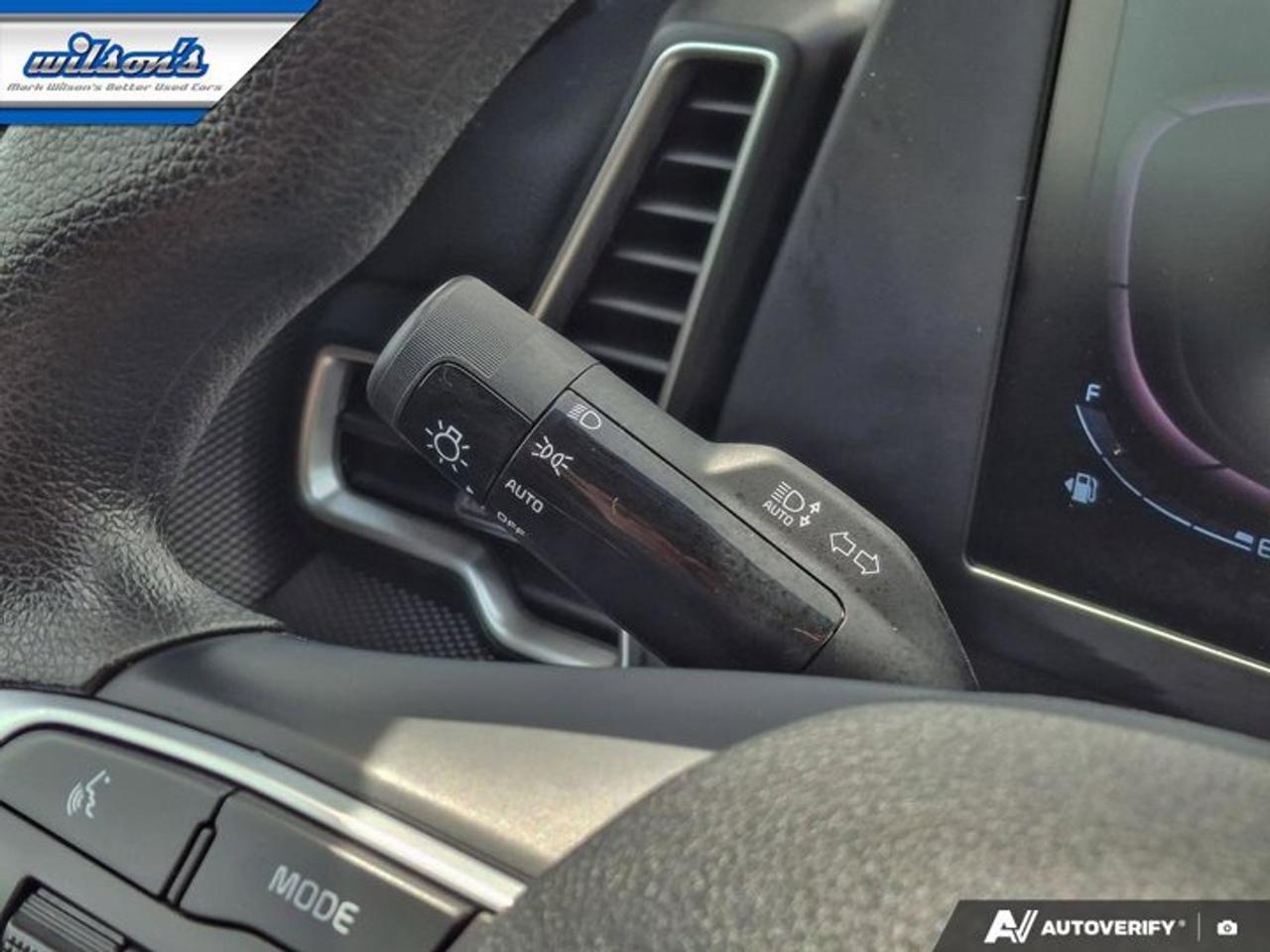 2023 Kia Sportage LX AWD | Heated Seats | CarPlay + Android | Rear Camera | Alloy Wheels and More ! Photo