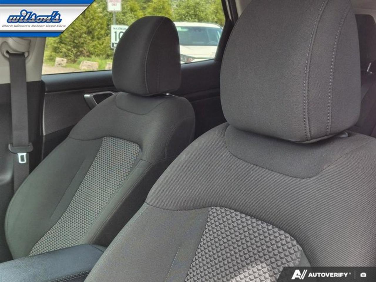 2023 Kia Sportage LX AWD | Heated Seats | CarPlay + Android | Rear Camera | Alloy Wheels and More ! Photo
