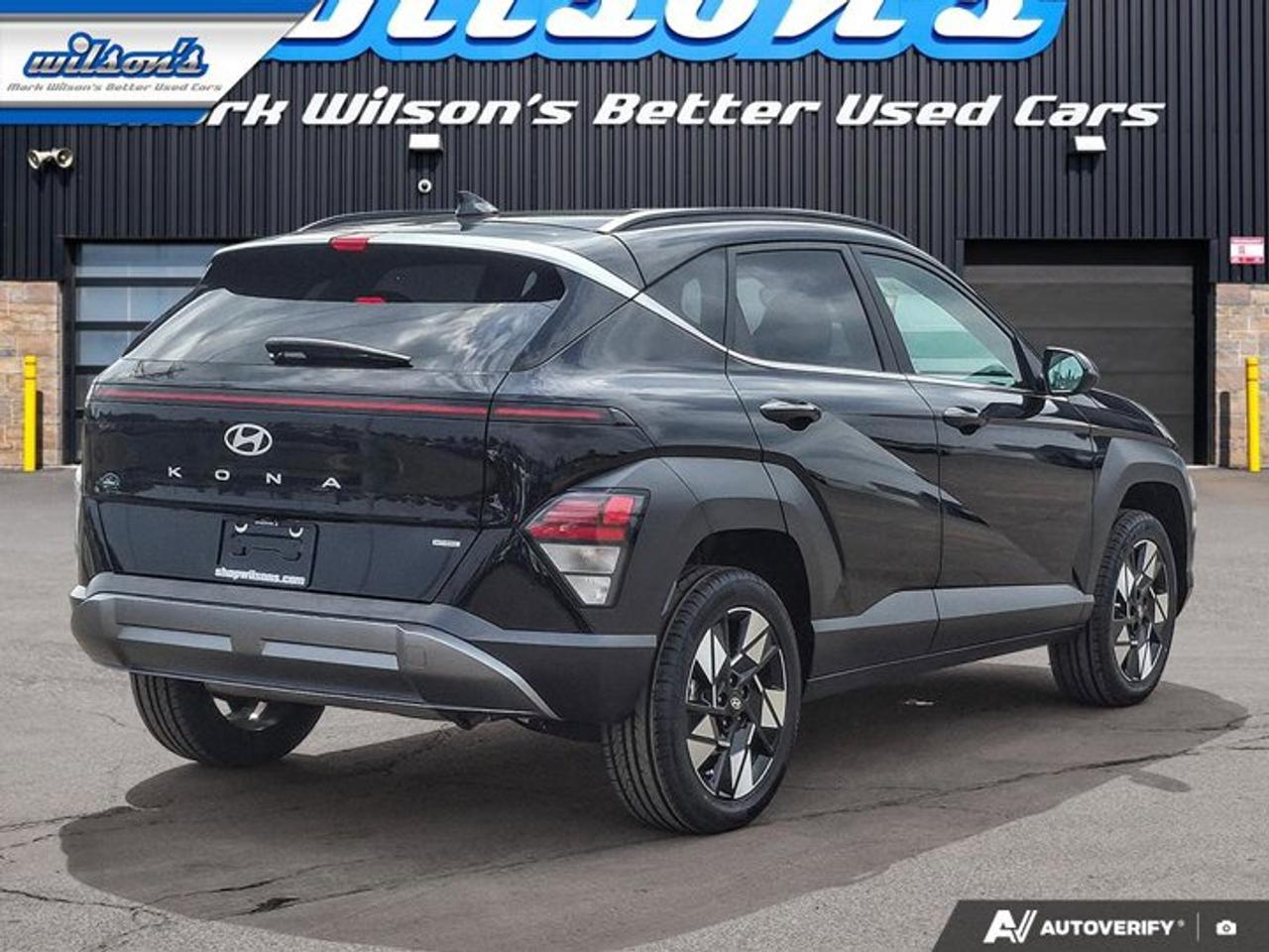 2025 Hyundai KONA Preferred AWD w/ Trend | Leather | Sunroof | Heated Seats + Steering | Remote Start | and More ! Photo4