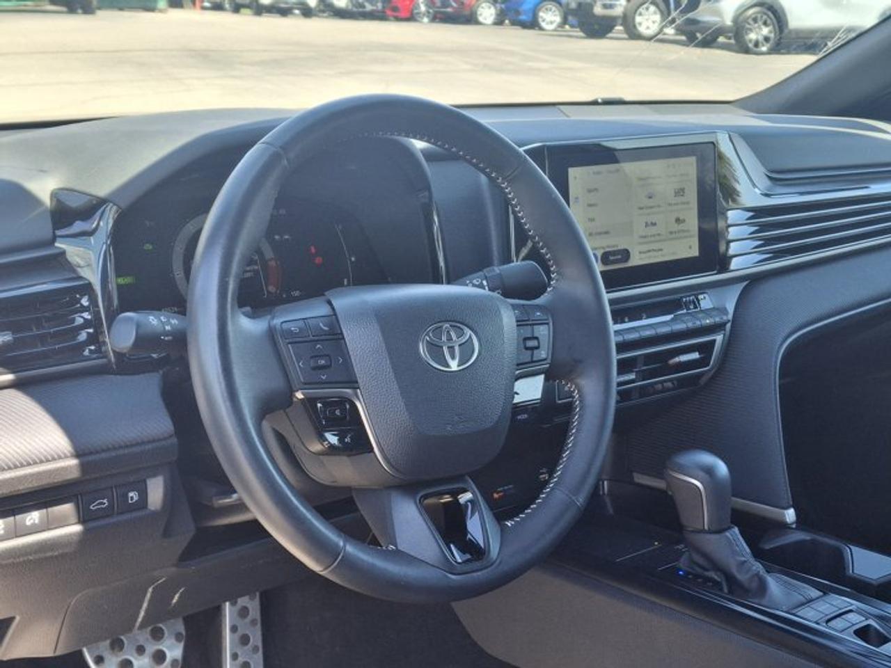 2025 Toyota Camry SE Upgrade | Hybrid | Sunroof | Leather Trim | Pwr Seat | Heated Wheel + Seats | CarPlay and More ! Photo