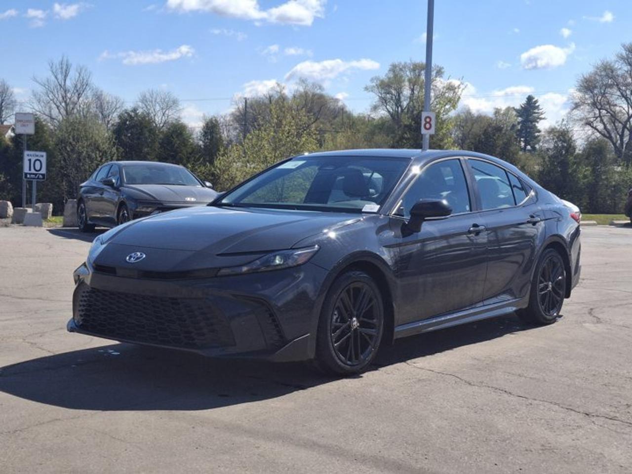2025 Toyota Camry SE Upgrade | Hybrid | Sunroof | Leather Trim | Pwr Seat | Heated Wheel + Seats | CarPlay and More ! Photo
