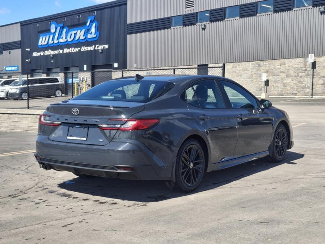 2025 Toyota Camry SE Upgrade | Hybrid | Sunroof | Leather Trim | Pwr Seat | Heated Wheel + Seats | CarPlay and More ! Photo