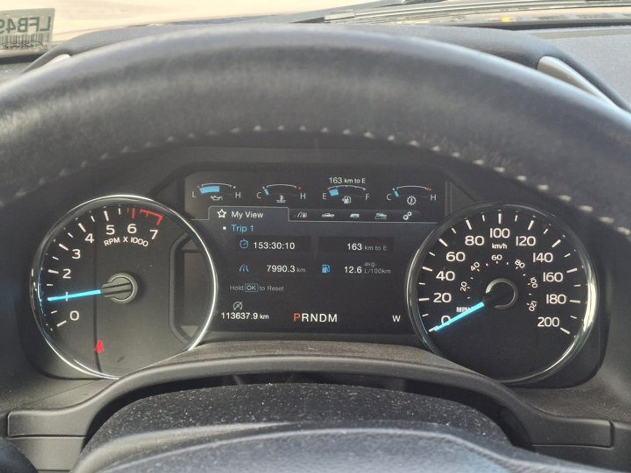 2020 Ford F-150 LARIAT 4x4 | 5.0L V8 | Leather | Panoramic Sunroof | Heated Seats + Steering | Tow Pkg | and More ! Photo2