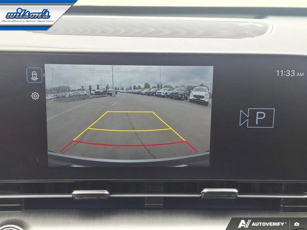 2025 Hyundai KONA Preferred AWD w/ Trend | Leather | Sunroof | Heated Seats + Steering | Remote Start | and More ! Photo