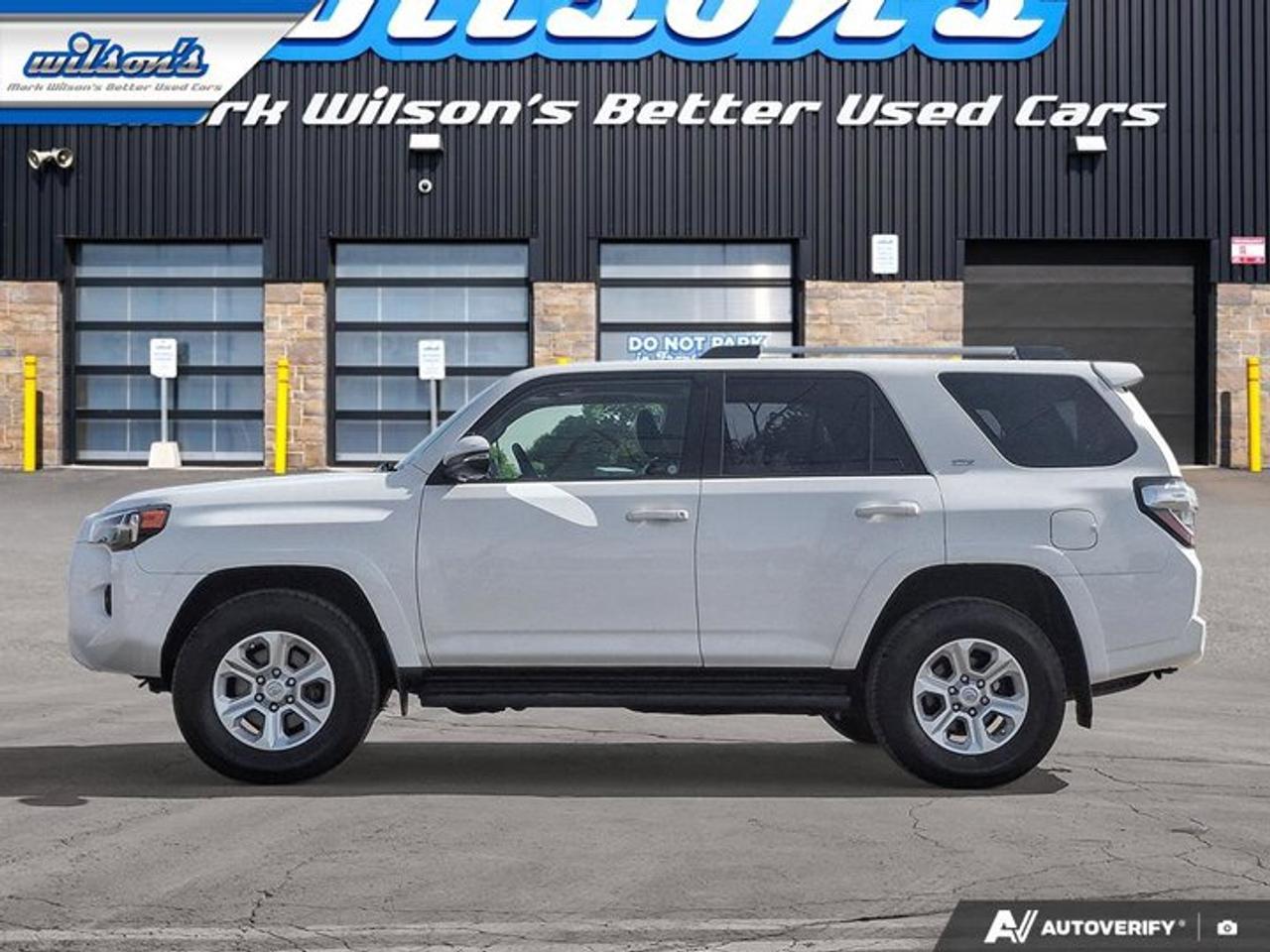2021 Toyota 4Runner SR5 4WD | Leather | Sunroof | 7 Passenger | Power Seat | Heated Seats | CarPlay + Android and More ! Photo