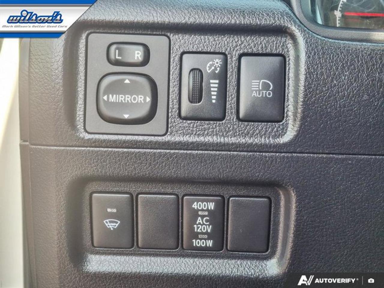 2021 Toyota 4Runner SR5 4WD | Leather | Sunroof | 7 Passenger | Power Seat | Heated Seats | CarPlay + Android and More ! Photo