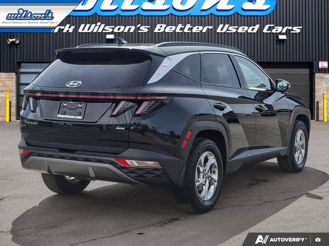 2023 Hyundai Tucson Preferred AWD | Trend Pkg | Leather | Sunroof | Nav | Heated Wheel + Seats | Power Seat | and More ! Photo