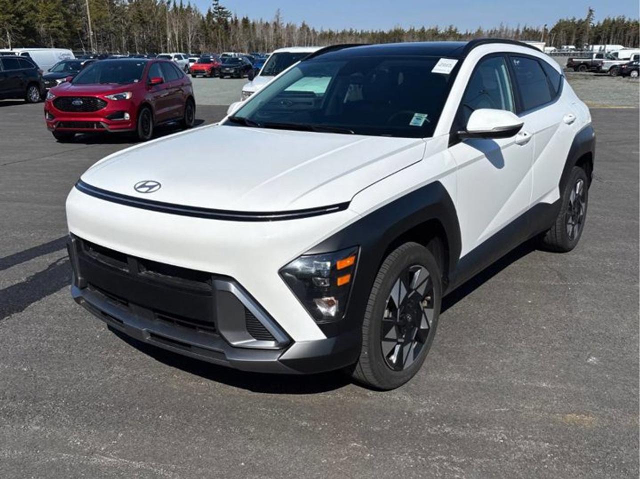 2025 Hyundai KONA Preferred AWD w/ Trend | Leather | Sunroof | Heated Seats + Steering | Remote Start | and More ! Photo