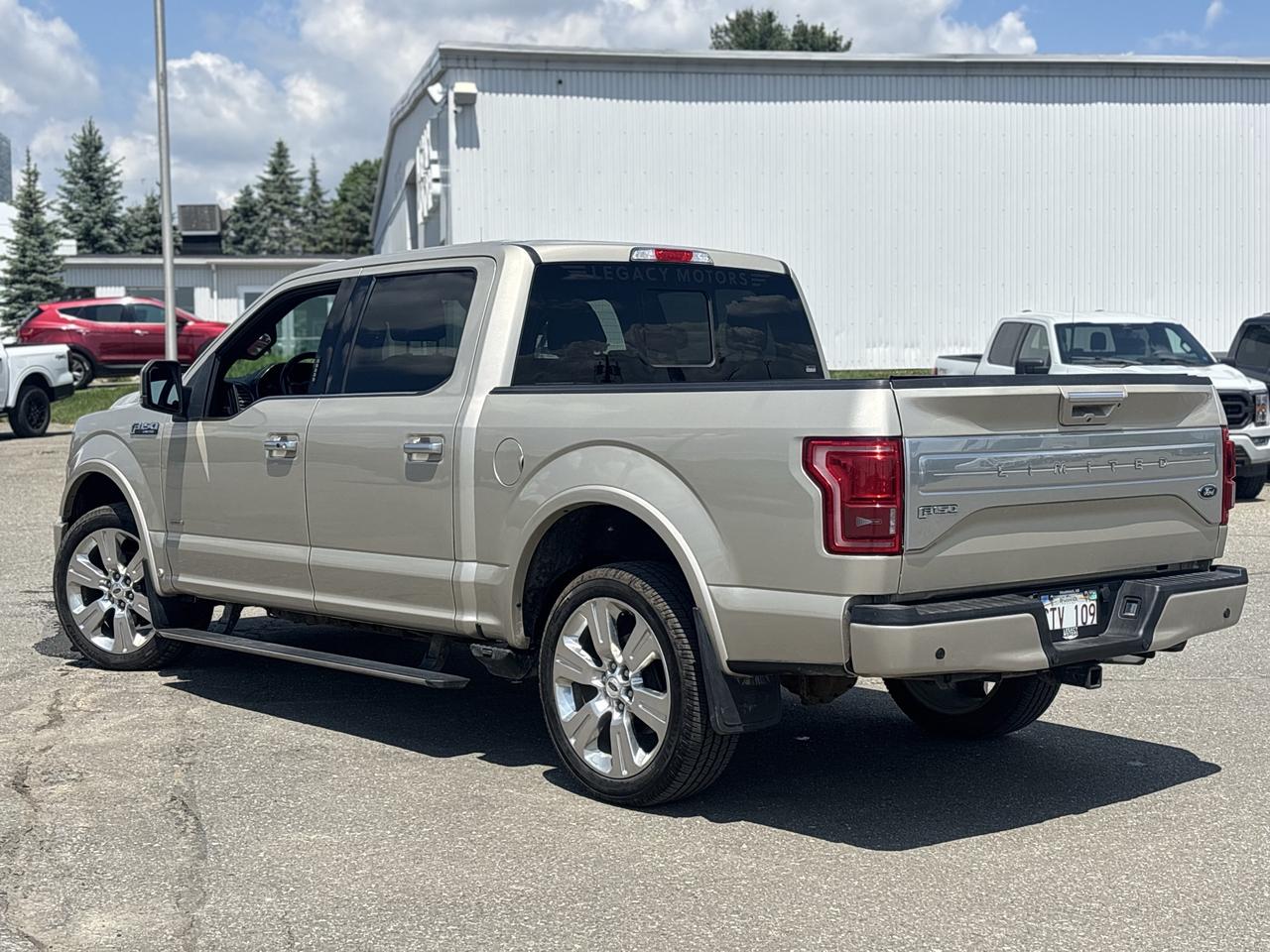 2017 Ford F-150 SUPERCREW Photo1