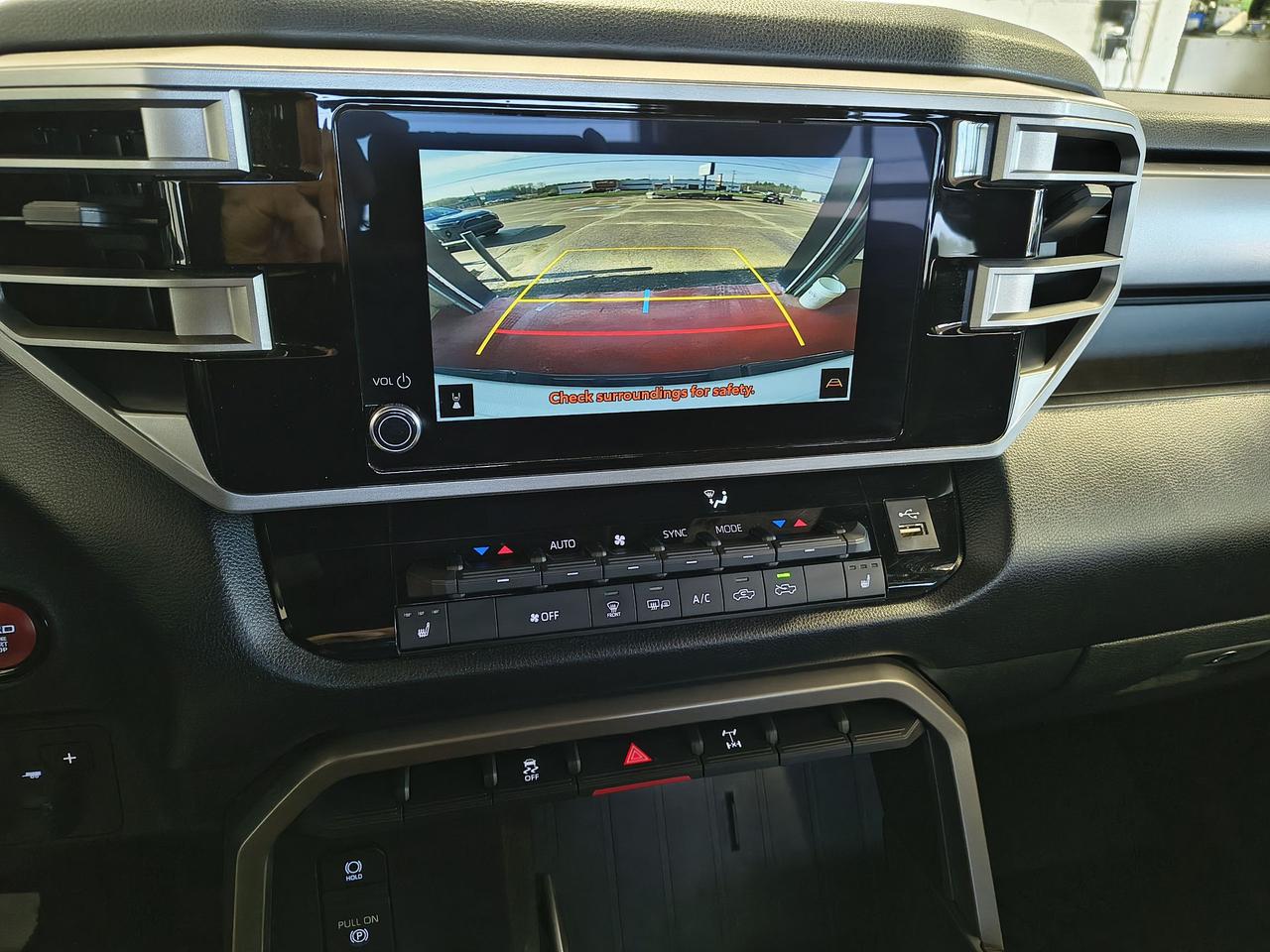 2025 Toyota Tundra TRD OFF ROAD Photo0