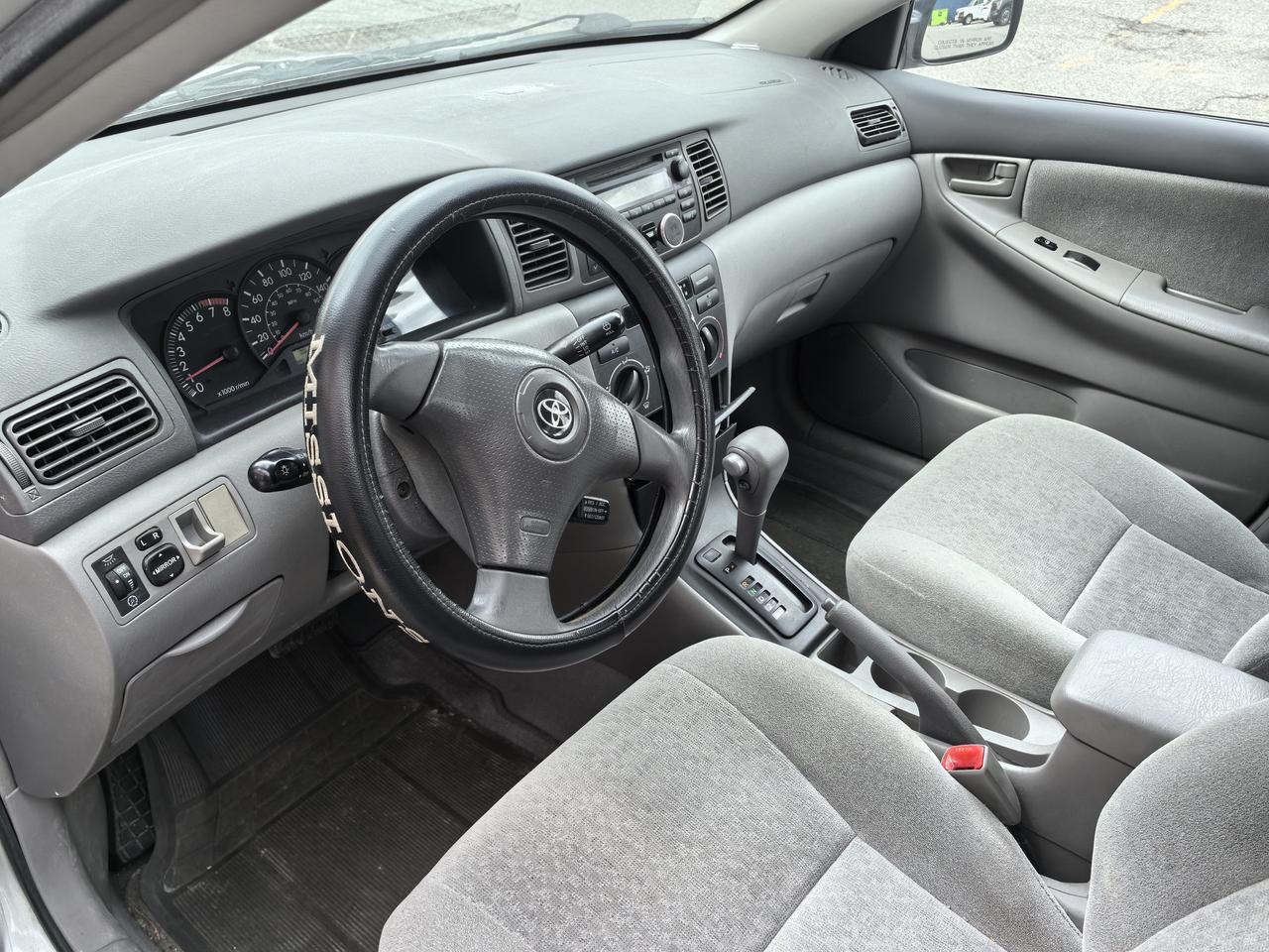 2004 Toyota Corolla CE Photo