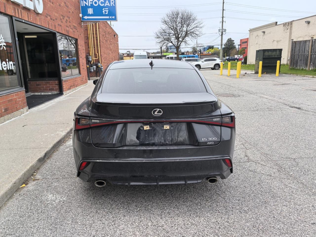 2024 Lexus IS 300 Photo