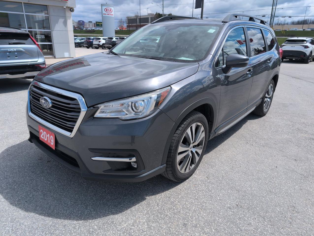 2019 Subaru ASCENT Limited Photo0