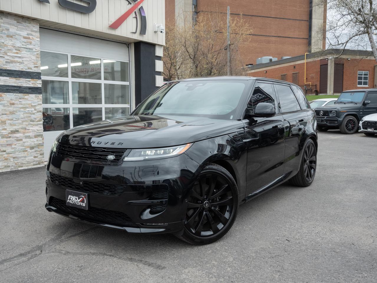 2025 Land Rover Range Rover Sport P400 Dynamic HSE  | One Owner | Factory Warranty Photo3