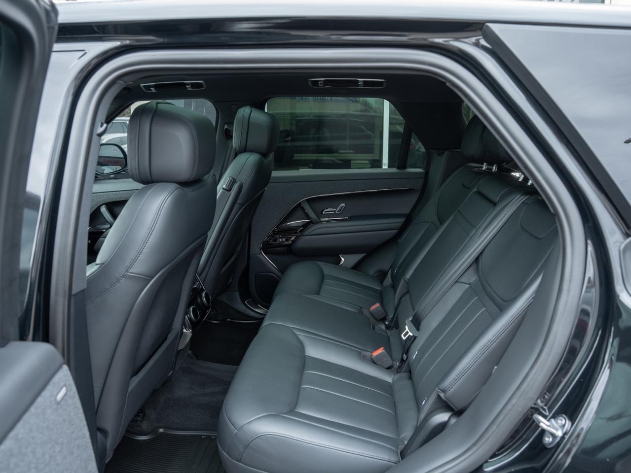 2025 Land Rover Range Rover Sport P400 Dynamic HSE  | One Owner | Factory Warranty Photo