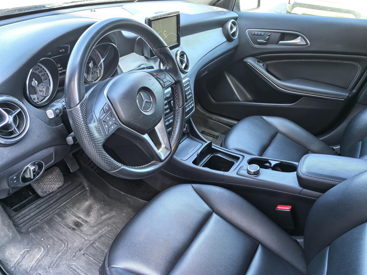 2015 Mercedes-Benz GLA-Class GLA250 Photo