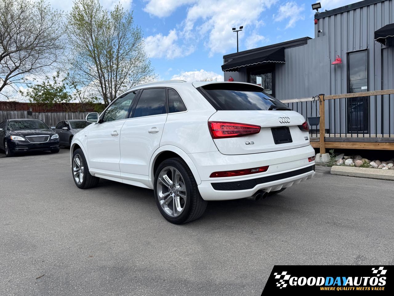 2017 Audi Q3 Technik S-LINE NAV PANO BOSE ONE OWNER CLEAN CARFX Photo
